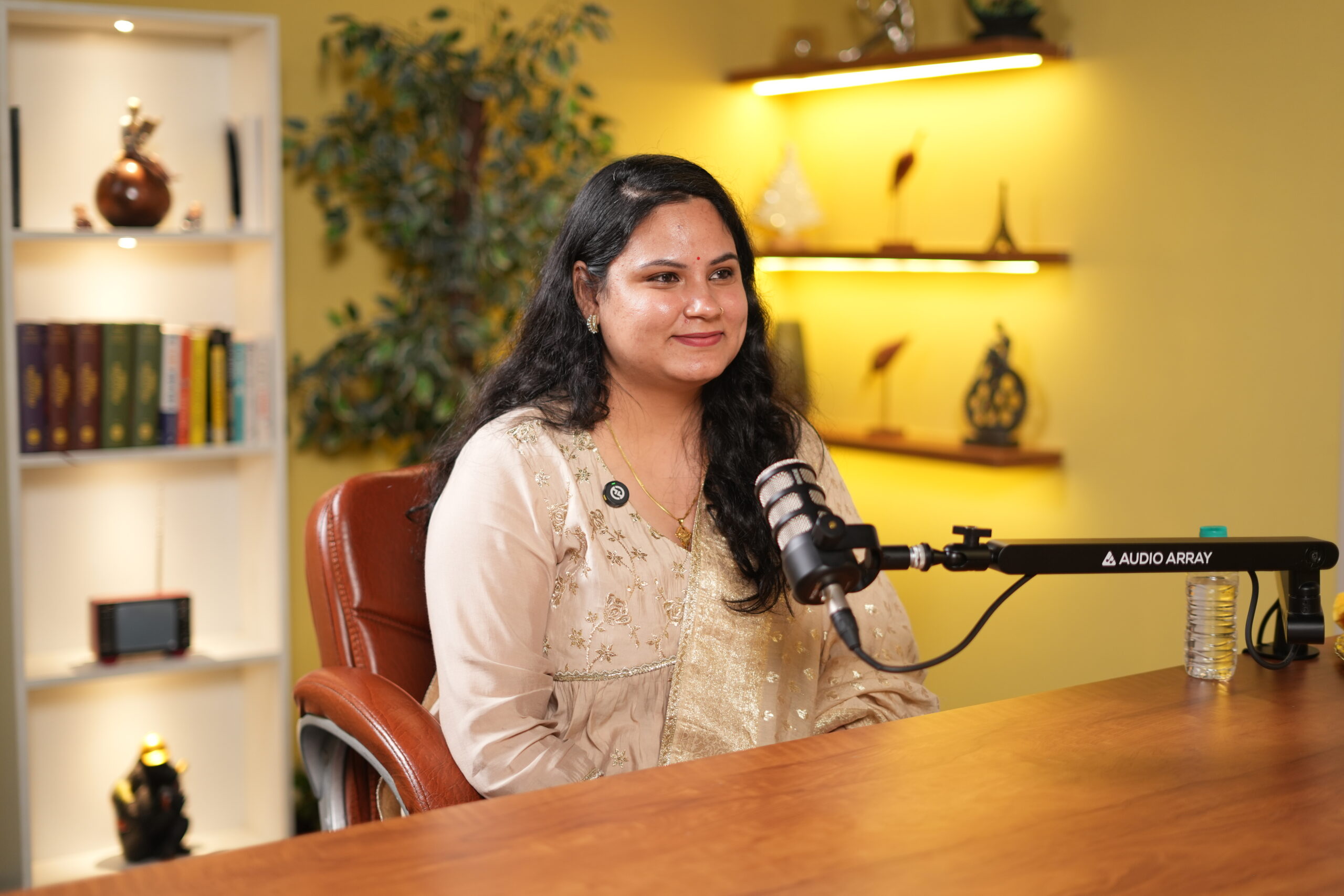 Jeena Chaudhary Biography Tarot Reader 